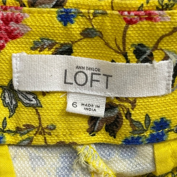 LOFT Ann Taylor THE RIVIERA SHORT Floral Print Short Size 6 Yellow - Picture 8 of 13